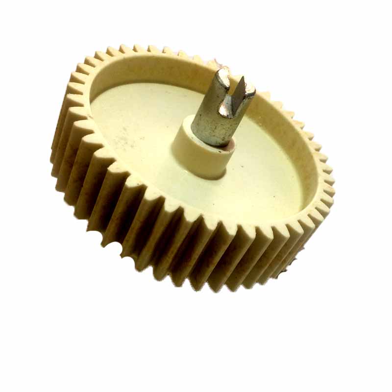 Шестерня мясорубки основная с прорезью Vitek Д- 95/-/-  Зубья- 46(прямые)/- H=29мм  Вал-63,8*14 металл