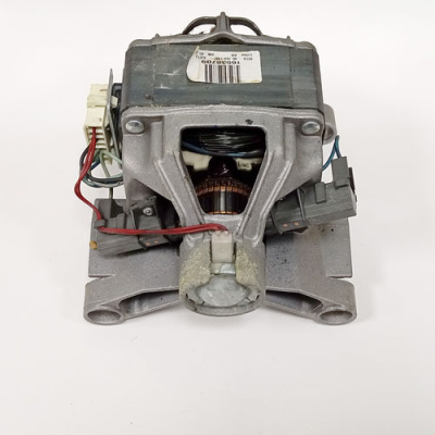 Двигатель стиральной машины Hotpoint-Ariston, Indesit MCA 4564-148AD13 (Hotpoint-Ariston) вид сзади