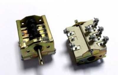 ПЕРЕКЛЮЧАТЕЛЬ МОЩН. ПМ5 ЛЫСЬВА(старого образца)