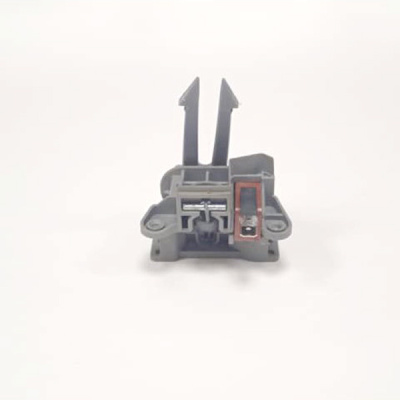 Замок двери посудомоечной машины Hotpoint-Ariston 272605 lsf 835euha с фиксатором вид 1