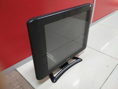 LCD-телевизор-Samsung-1901W